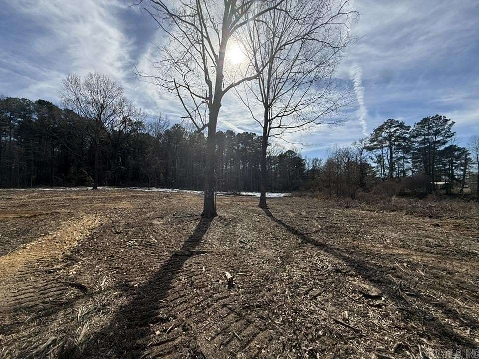 6 Acres of Residential Land for Sale in Spring Hill, Arkansas