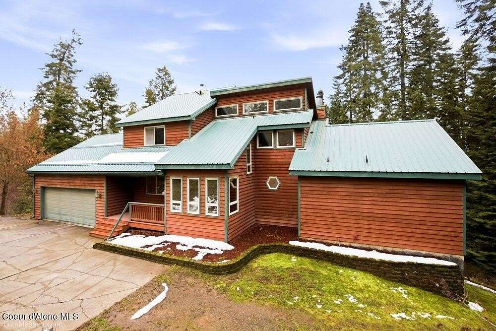 3.44 Acres of Land with Home for Sale in Coeur d'Alene, Idaho