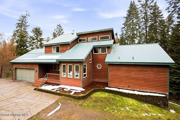 3.44 Acres of Land with Home for Sale in Coeur d'Alene, Idaho