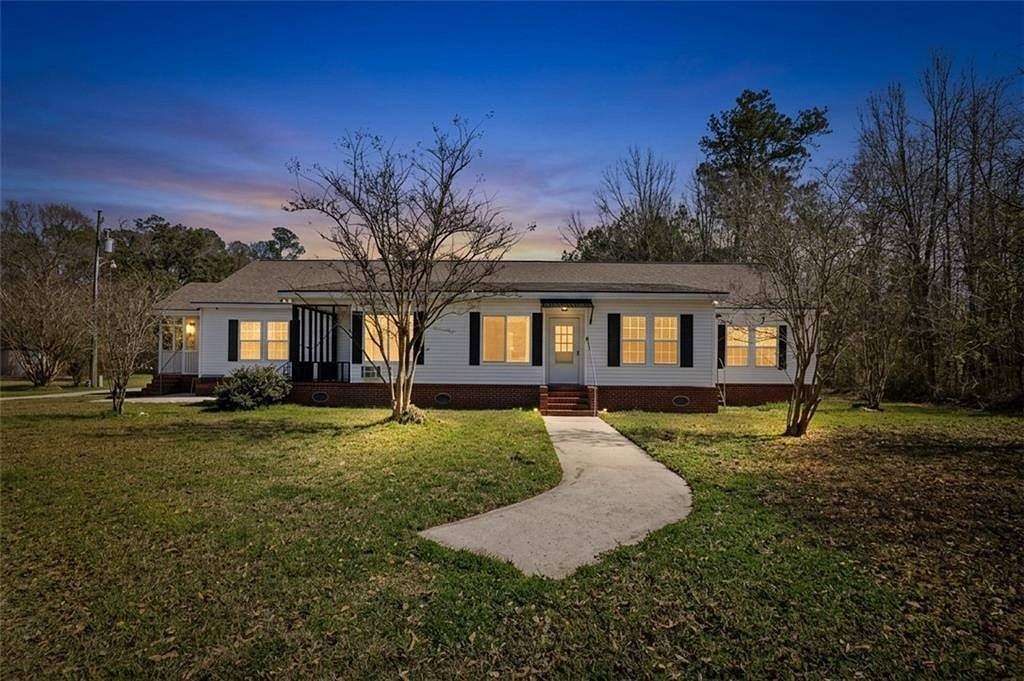 1.72 Acres of Land with Home for Sale in Hammond, Louisiana