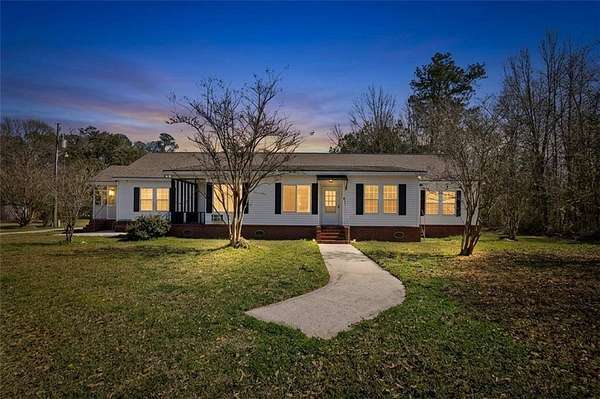 1.72 Acres of Land with Home for Sale in Hammond, Louisiana