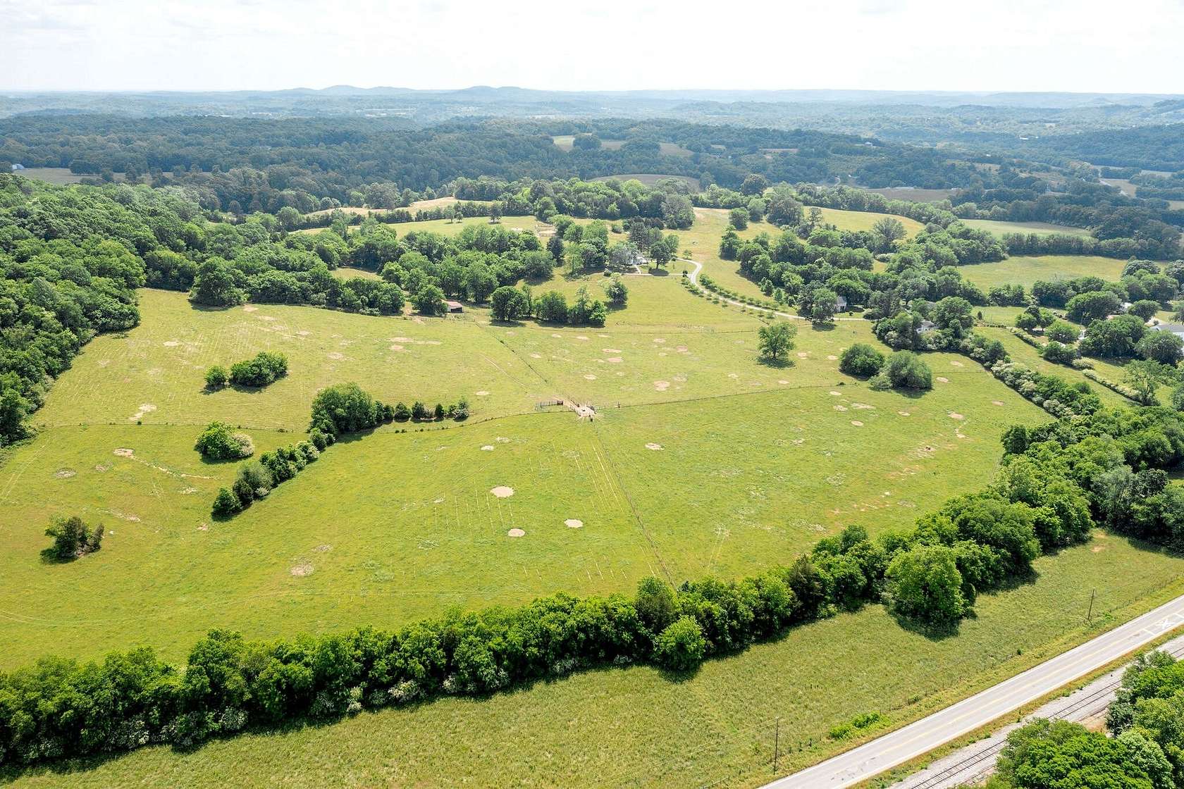 59 Acres of Agricultural & Residential Land for Sale in Culleoka, Tennessee