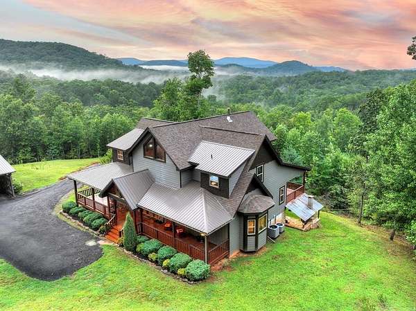 27.4 Acres of Land with Home for Sale in Blue Ridge, Georgia