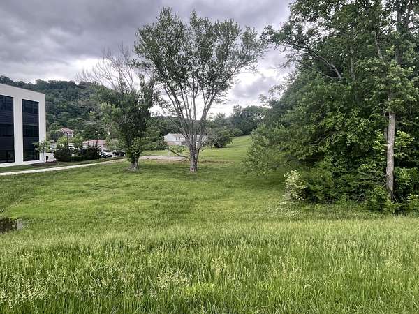 1.87 Acres of Commercial Land for Sale in Brentwood, Tennessee