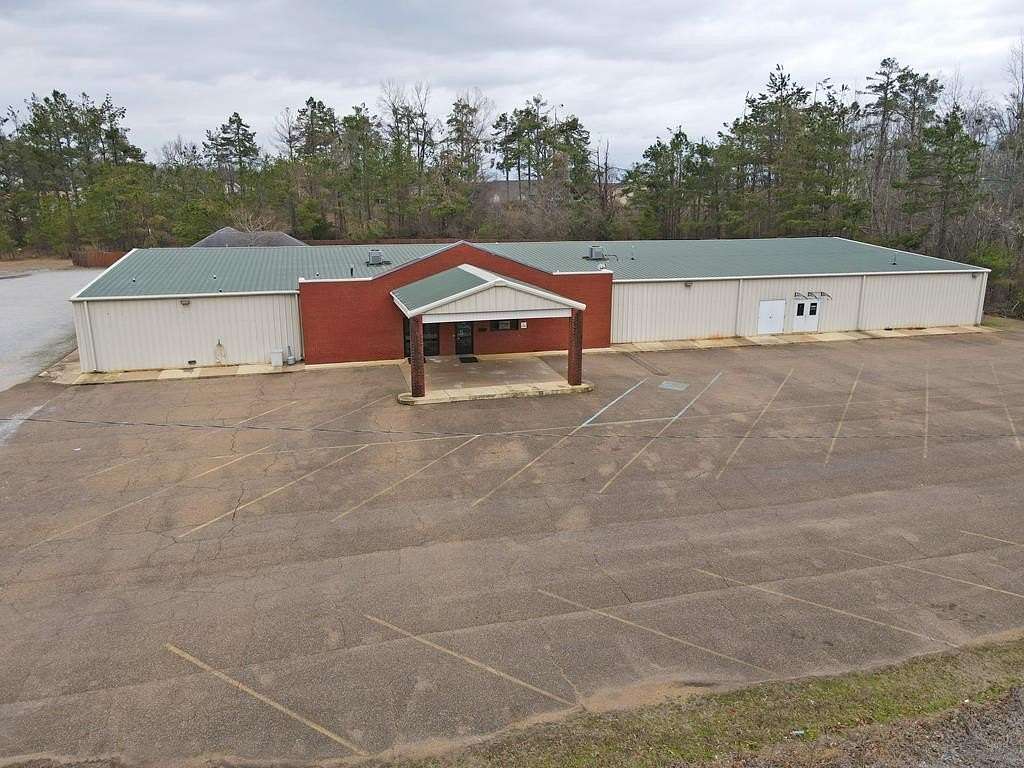 5 Acres of Improved Commercial Land for Sale in Oxford, Mississippi