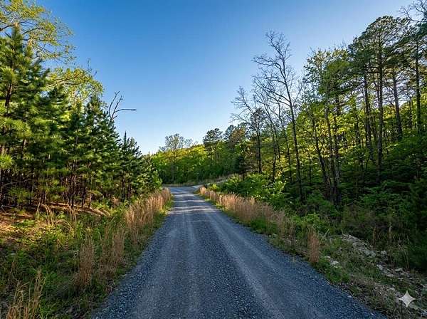 1 Acre of Residential Land for Sale in Broken Bow, Oklahoma