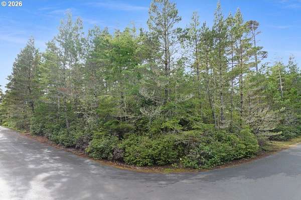 0.85 Acres of Residential Land for Sale in Florence, Oregon