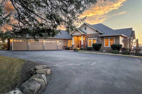 10 Acres of Land with Home for Sale in Spokane, Washington