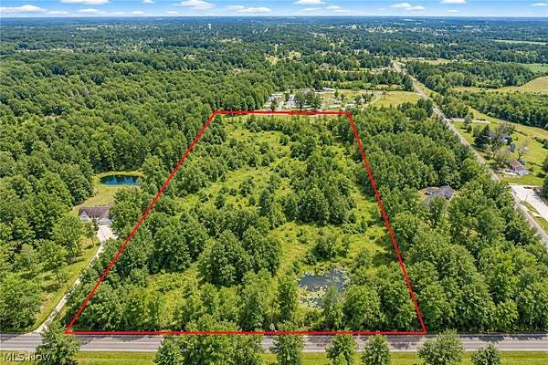 12.1 Acres of Land for Sale in Warren, Ohio
