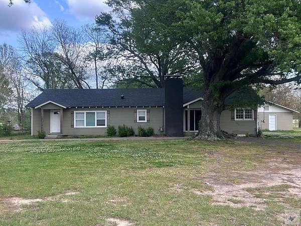 3 Acres of Land with Home for Sale in Texarkana, Texas