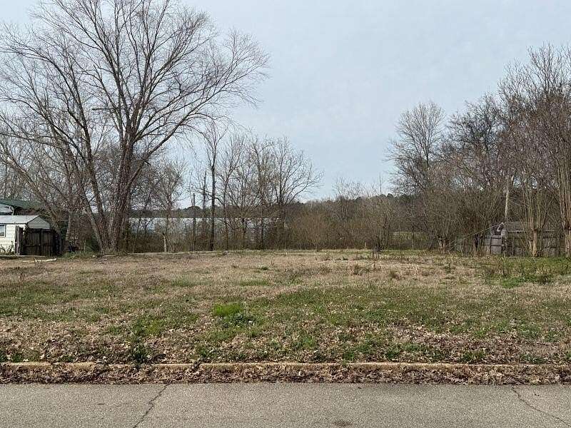 0.37 Acres of Residential Land for Sale in Tupelo, Mississippi