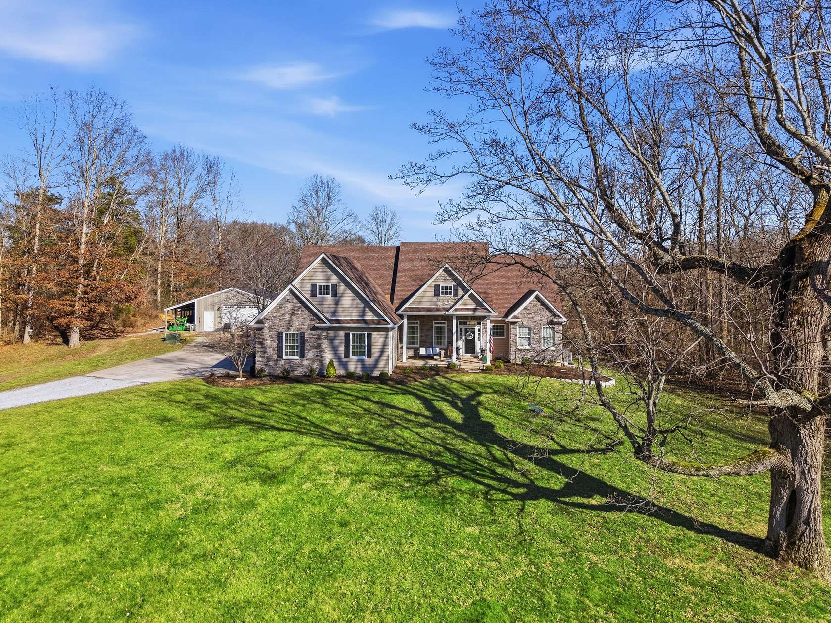 25.8 Acres of Land with Home for Sale in Nicholasville, Kentucky