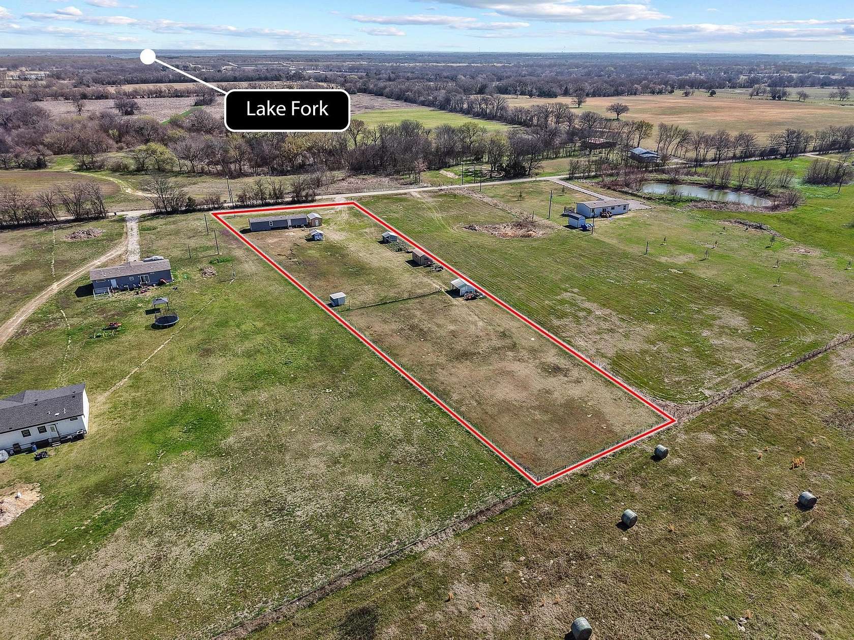 2.47 Acres of Land with Home for Sale in Alba, Texas