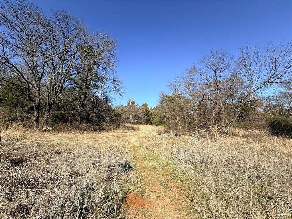 4 Acres of Land for Sale in Whitesboro, Texas