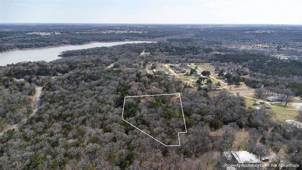 4 Acres of Land for Sale in Whitesboro, Texas