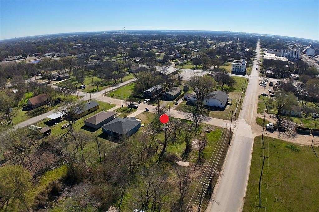0.16 Acres of Residential Land for Sale in Corsicana, Texas