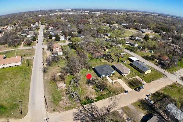 0.16 Acres of Residential Land for Sale in Corsicana, Texas
