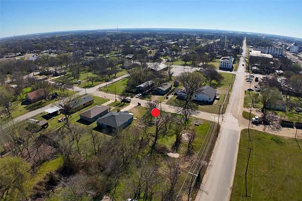 0.16 Acres of Residential Land for Sale in Corsicana, Texas