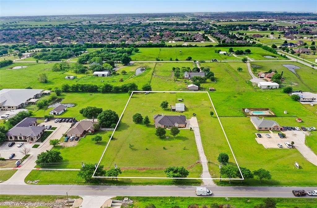 2.64 Acres of Mixed-Use Land for Sale in Fort Worth, Texas