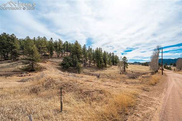 2 Acres of Land for Sale in Florissant, Colorado