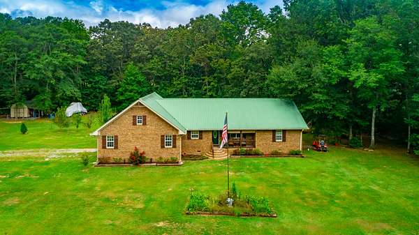 4.7 Acres of Land with Home for Sale in Fort Payne, Alabama