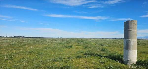 2.5 Acres of Land for Sale in Lancaster, California