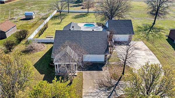 1.5 Acres of Land with Home for Sale in Clarksville, Arkansas