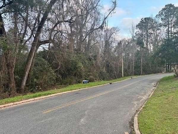 0.54 Acres of Residential Land for Sale in Quincy, Florida