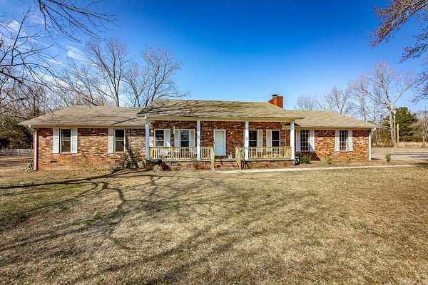 4 Acres of Land with Home for Sale in Austin, Arkansas