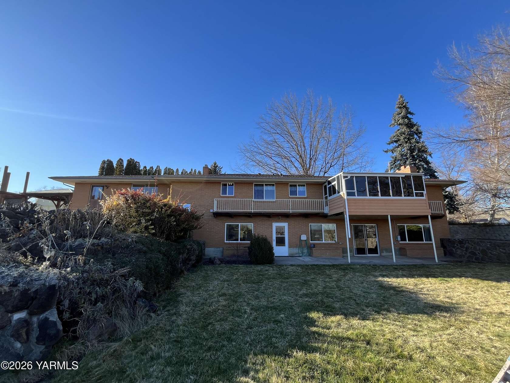 2.5 Acres of Land with Home for Sale in Selah, Washington