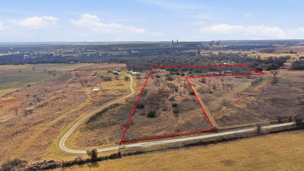 10 Acres of Residential Land for Sale in Granbury, Texas