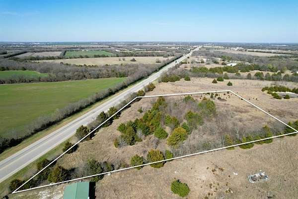 5 Acres of Residential Land for Sale in Trenton, Texas