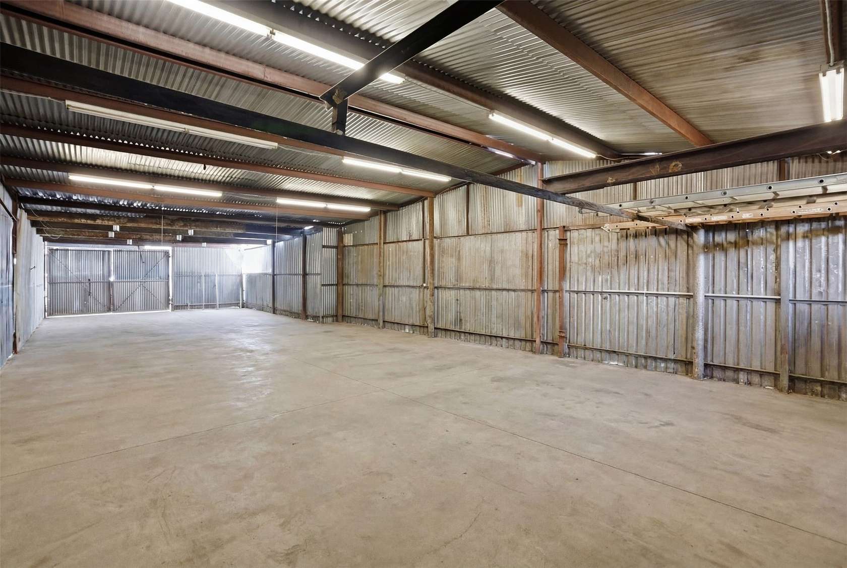 1.75 Acres of Improved Mixed-Use Land for Sale in Sanger, Texas