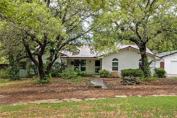 1.67 Acres of Land with Home for Sale in Denton, Texas
