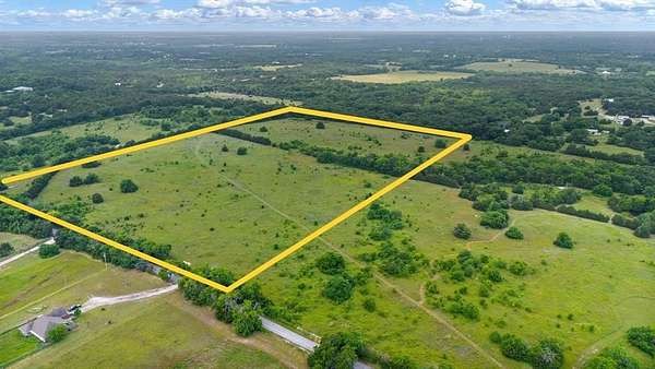 34 Acres of Land for Sale in Whitewright, Texas