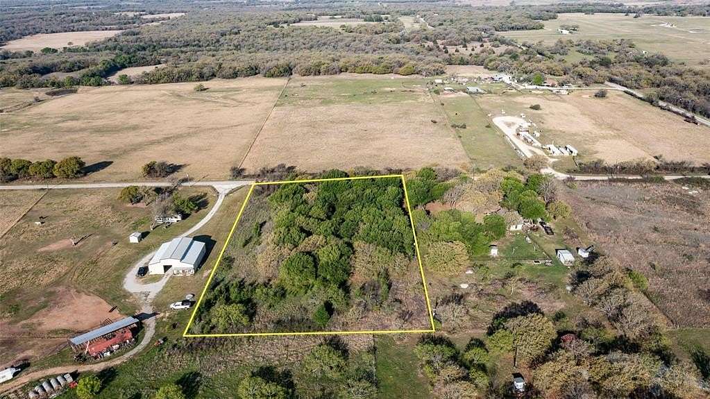 2.5 Acres of Residential Land for Sale in Chico, Texas