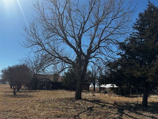 155 Acres of Land for Sale in Decatur, Texas