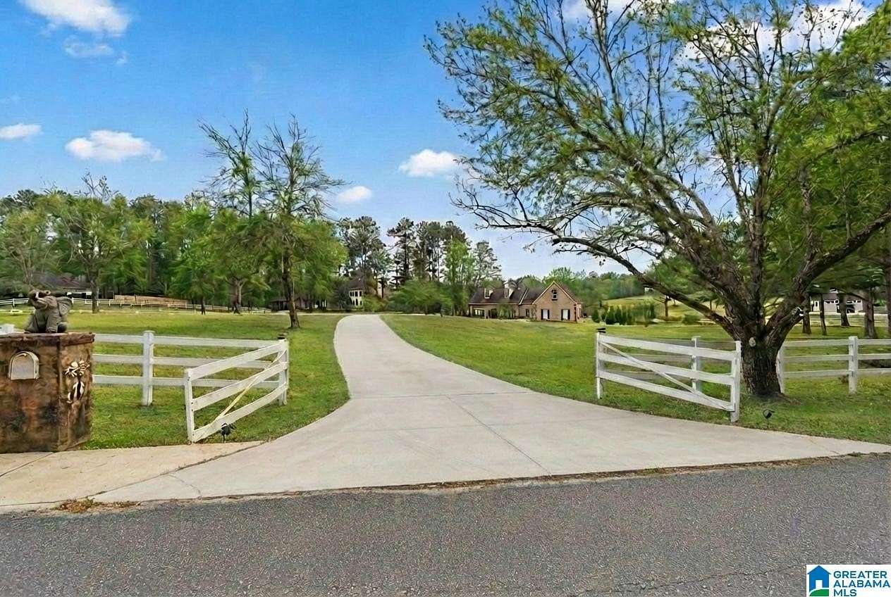 3 Acres of Land with Home for Sale in Chelsea, Alabama