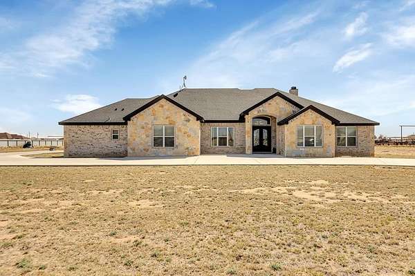 2.5 Acres of Land with Home for Sale in Odessa, Texas