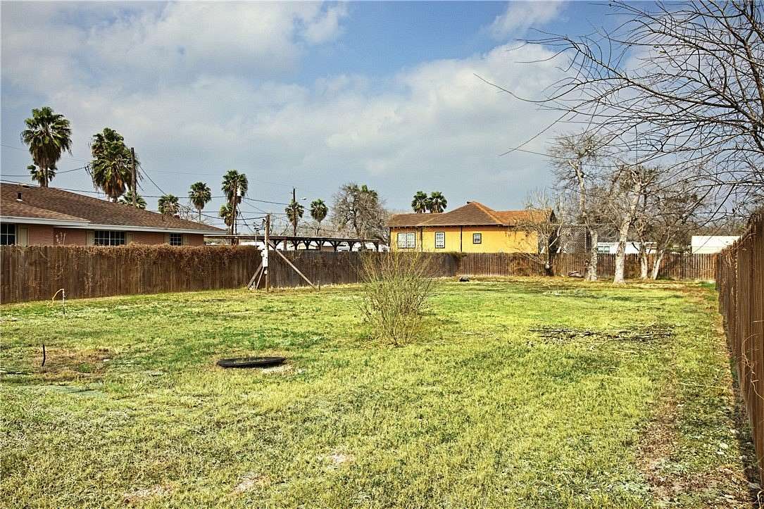 0.23 Acres of Residential Land for Sale in Sinton, Texas