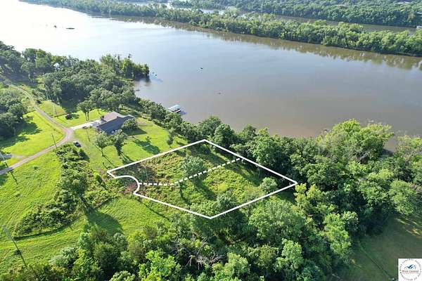 1 Acre of Residential Land for Sale in Warsaw, Missouri