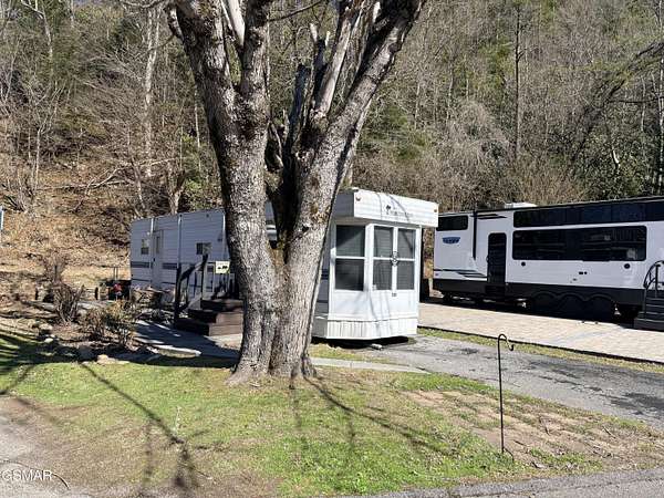 0.06 Acres of Residential Land for Sale in Gatlinburg, Tennessee