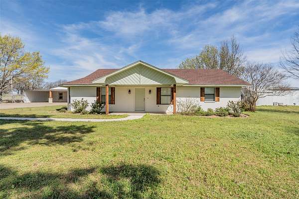 1.7 Acres of Land with Home for Sale in Decatur, Texas