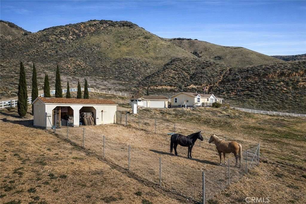 2.63 Acres of Land with Home for Sale in Lebec, California