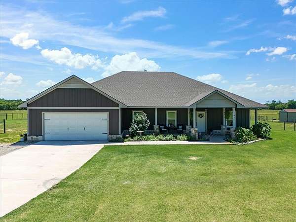 8.5 Acres of Land with Home for Sale in Weatherford, Texas