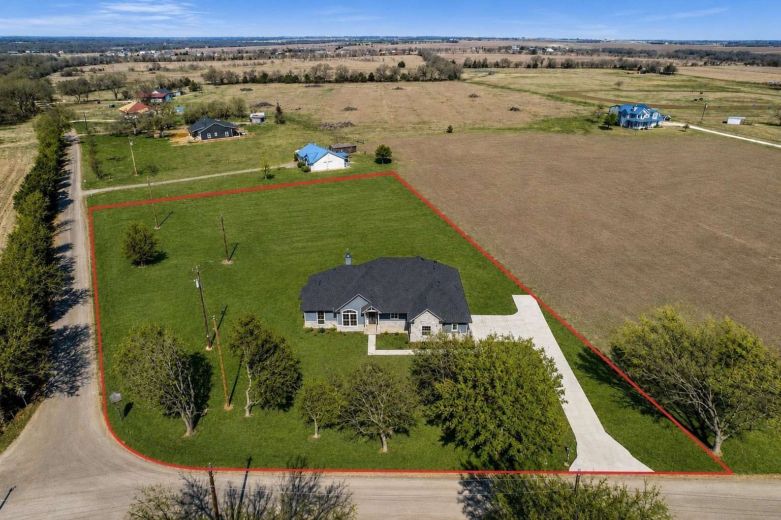 1.77 Acres of Land with Home for Sale in Grandview, Texas