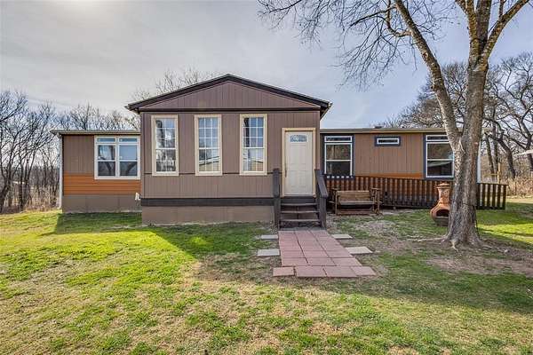 2 Acres of Land with Home for Sale in Weston, Texas