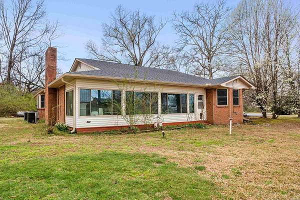 2 Acres of Land with Home for Sale in Hot Springs, Arkansas