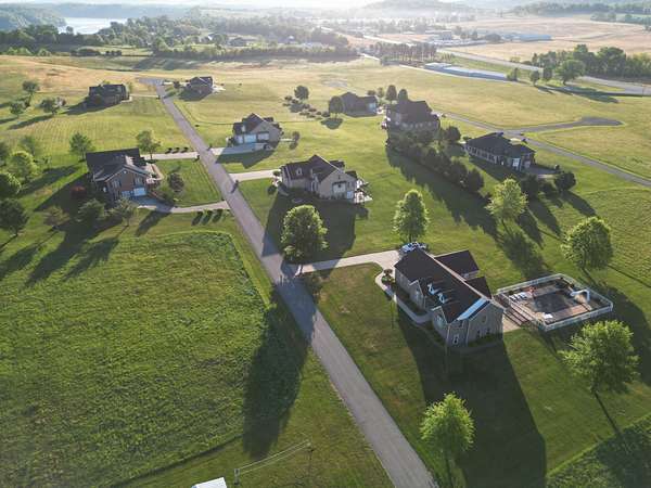 411 Acres of Land for Sale in Monticello, Kentucky