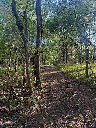 10 Acres of Recreational & Residential Land for Sale in Columbia, Tennessee